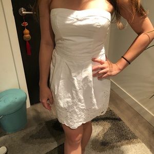 White strapless dress